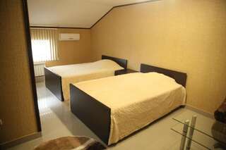 Гостиница Gold Mais Махачкала Бюджетный двухместный номер с 1 кроватью или 2 отдельными кроватями-4